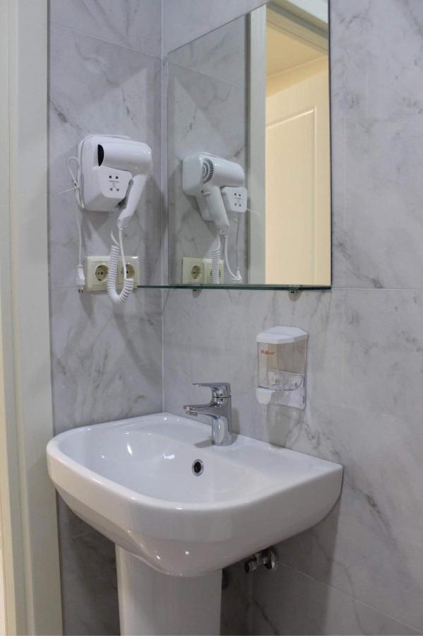 באטומי Horizons Hotel Rooms מראה חיצוני תמונה