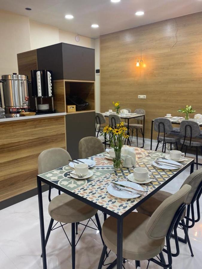 באטומי Horizons Hotel Rooms מראה חיצוני תמונה